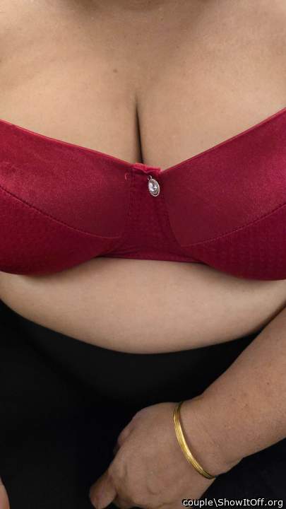 Photo of bust from couple