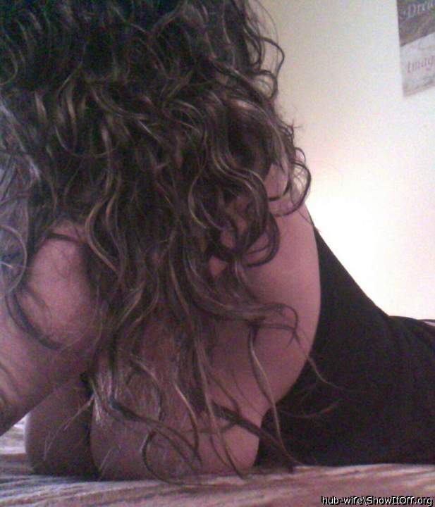 Mmmmmmmm..love that hair!