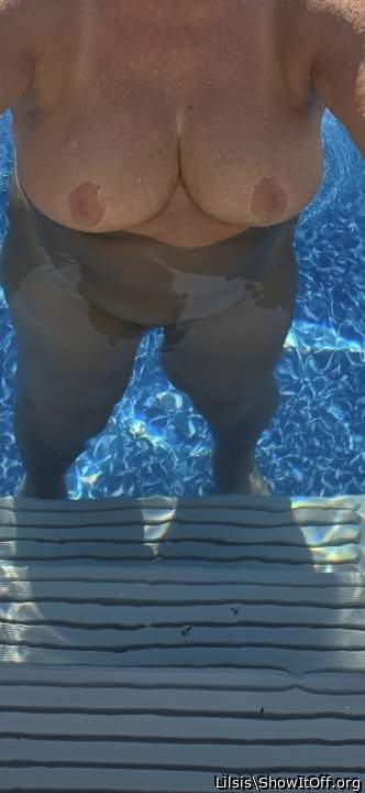 Big floaters 🥵