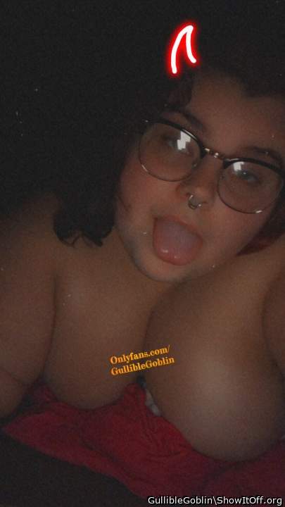 Adult image from GullibleGoblin