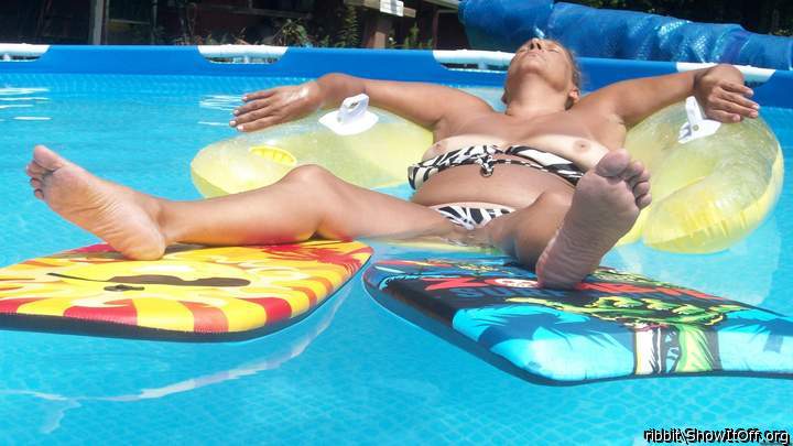 Photo of coconuts from ribbit