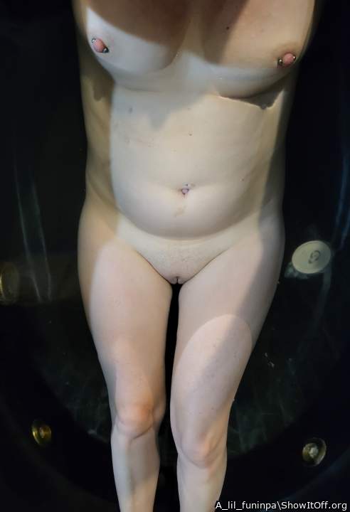 Adult image from A_lil_funinpa