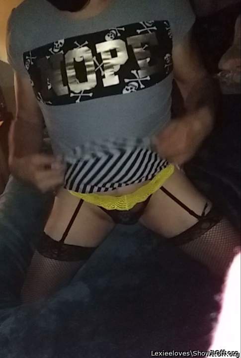 Adult image from Lexieeloves