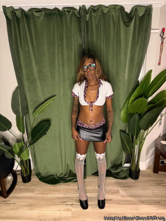 Adult image from JessyNextDoor