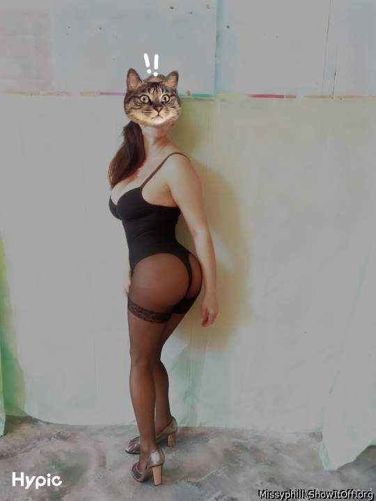  Beautiful figure  very sexy