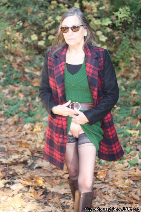 Incredible cunt lips.  great body, lovely legs, and you are 