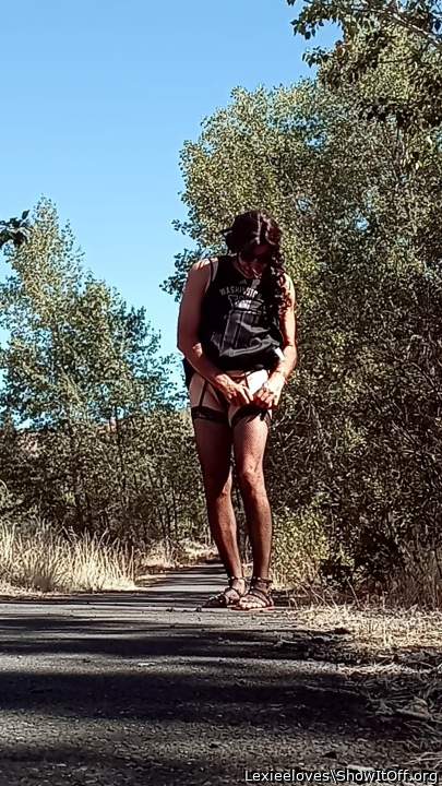 Adult image from Lexieeloves