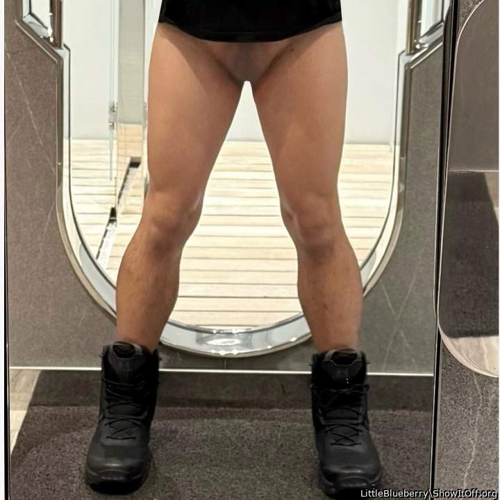 Photo of snatch from LittleBlueberry