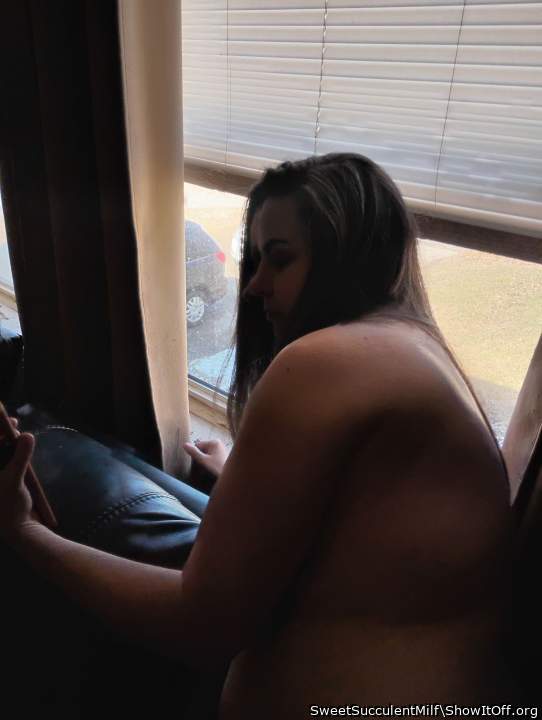 Adult image from SweetSucculentMilf