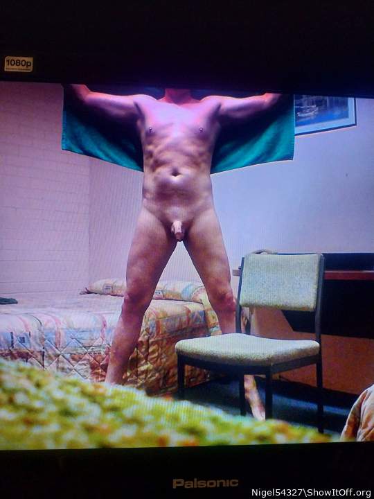 Dorothy come to my room so we can 69 and make love all night