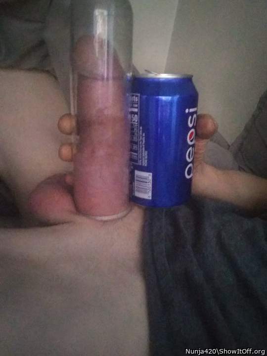 Very hot pic love to pump myself!