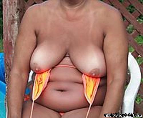 Your tits are gorgeous I wish I could suck on your nipples r