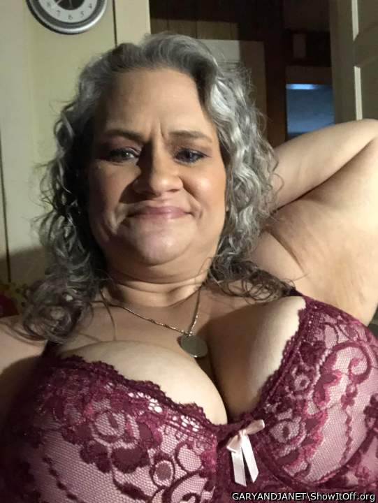 Sexy pic! Love those big boobs