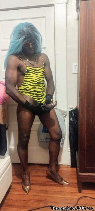 This is Me JR The Big Dick Fag who now dresses up like a good lil Bitch