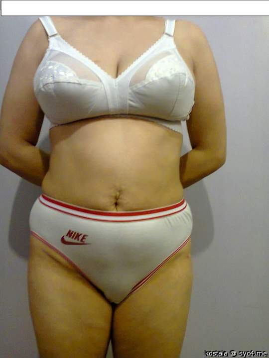 I don't know why but a nicely filled white bra makes my dick