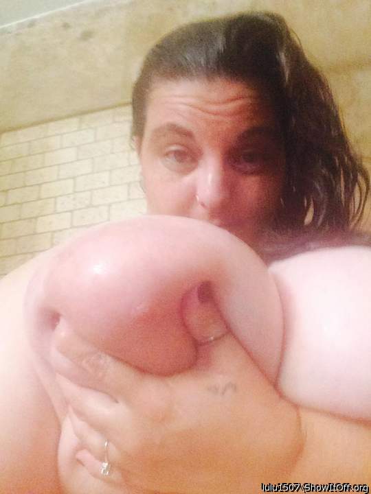 Mmmm please hold that to my tongue