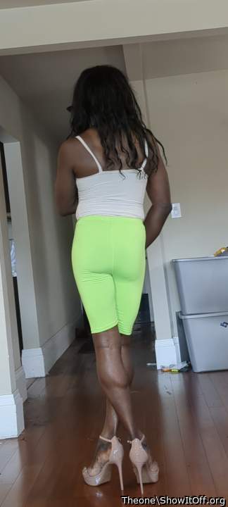 I\'m a CD but these cats be curious yes ,Im a  man honey and this ass is real 