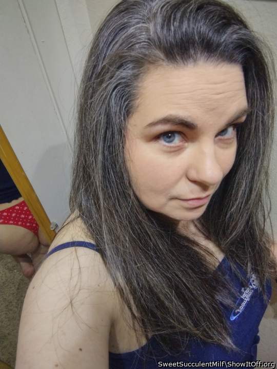 Adult image from SweetSucculentMilf