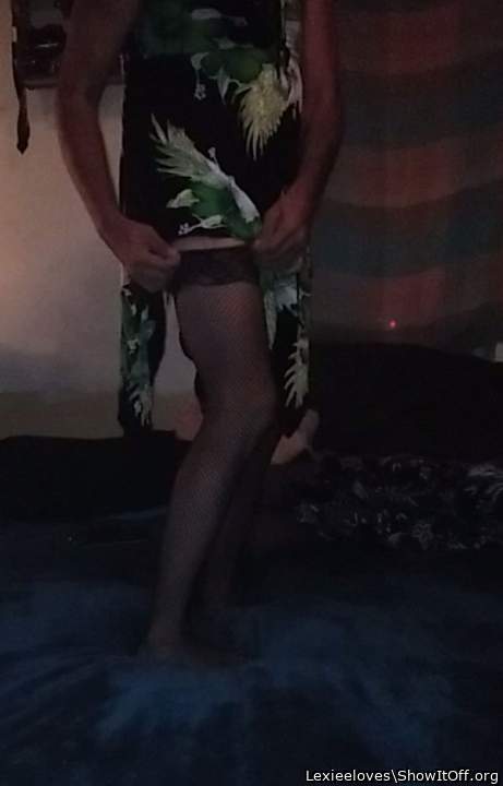 Adult image from Lexieeloves