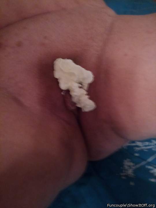 Anyone want to lick whipped cream off wife's pussy?