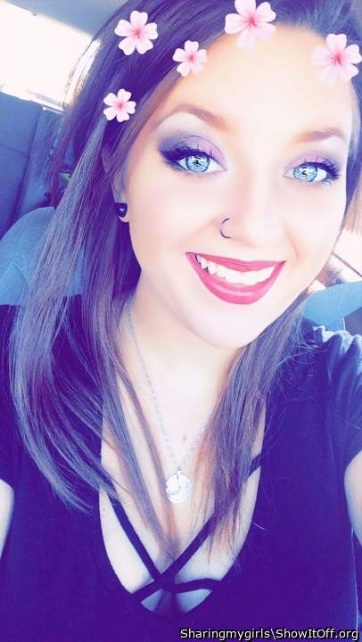 Adult image from Sharingmygirls