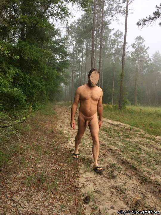 would love to walk around naked with you