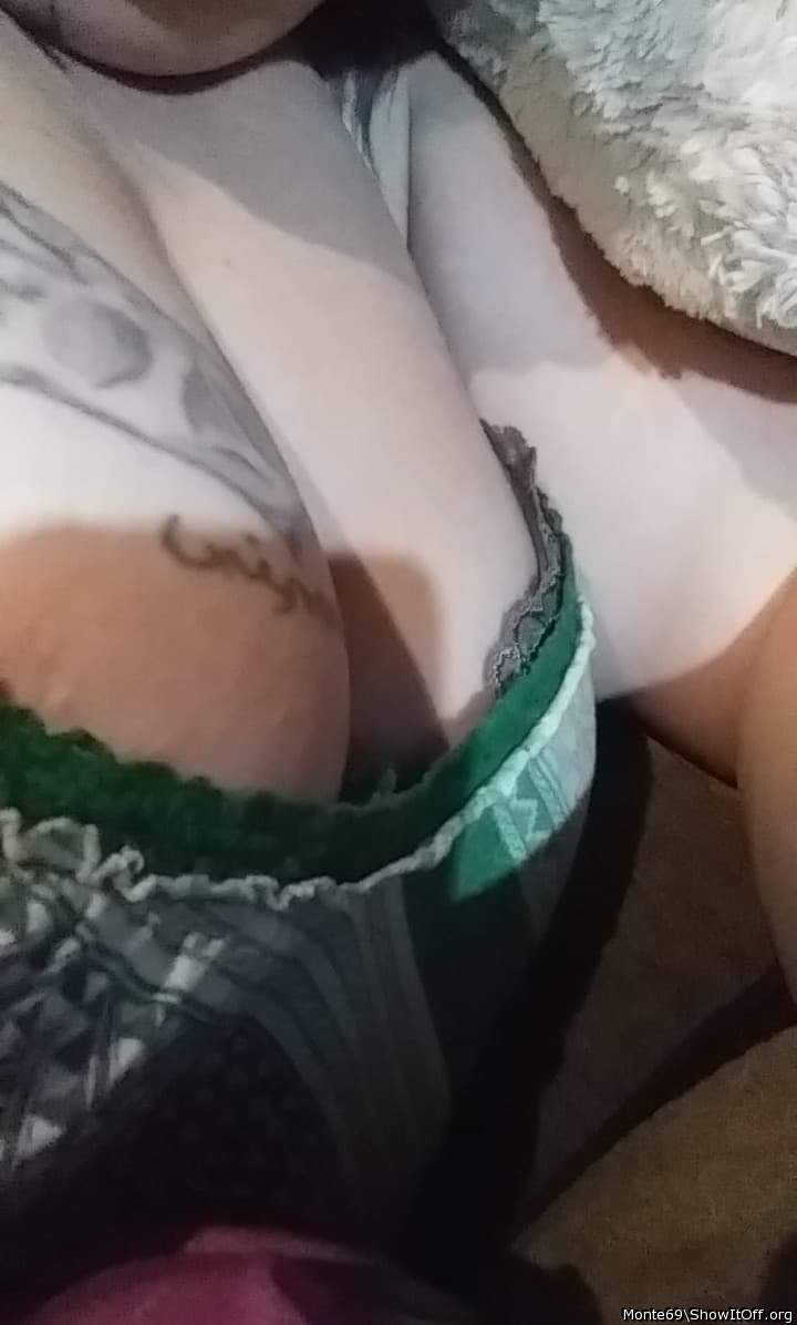 a nice tit pic is always awesome 