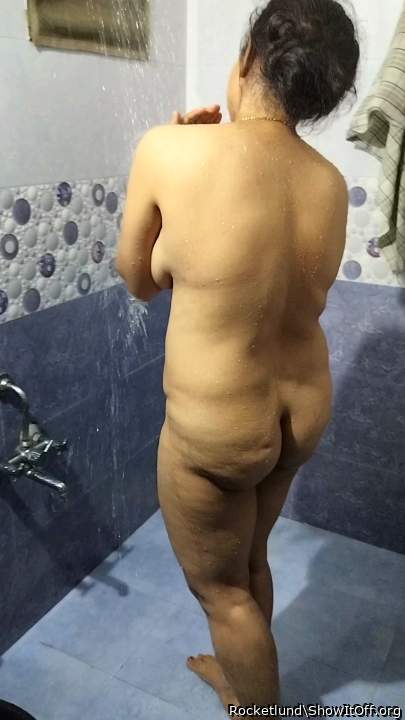 Adult image from Rocketlund